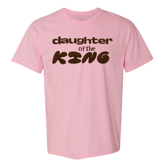 WOMEN'S HEAVYWEIGHT TEE- DAUGHTER OF THE KING